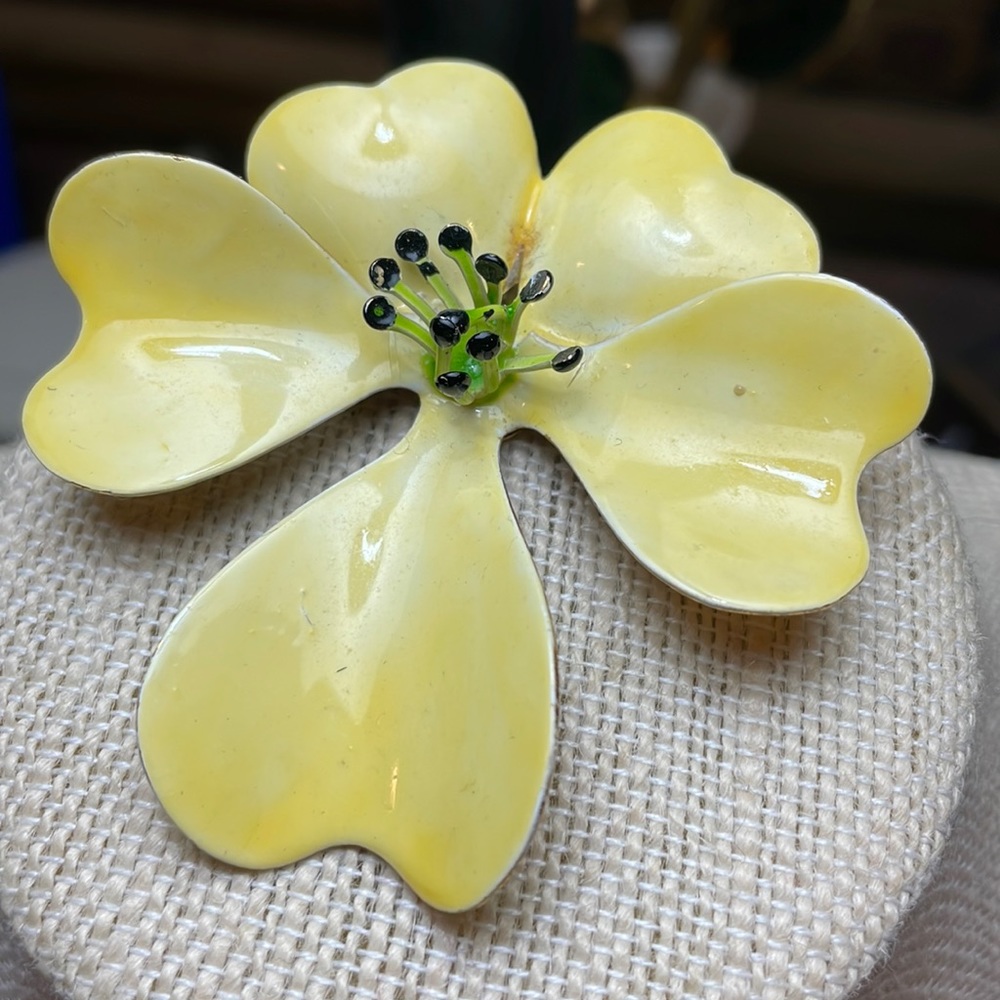 Vintage Original by Robert brooch